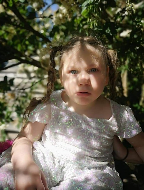Jessie May child, Gracie